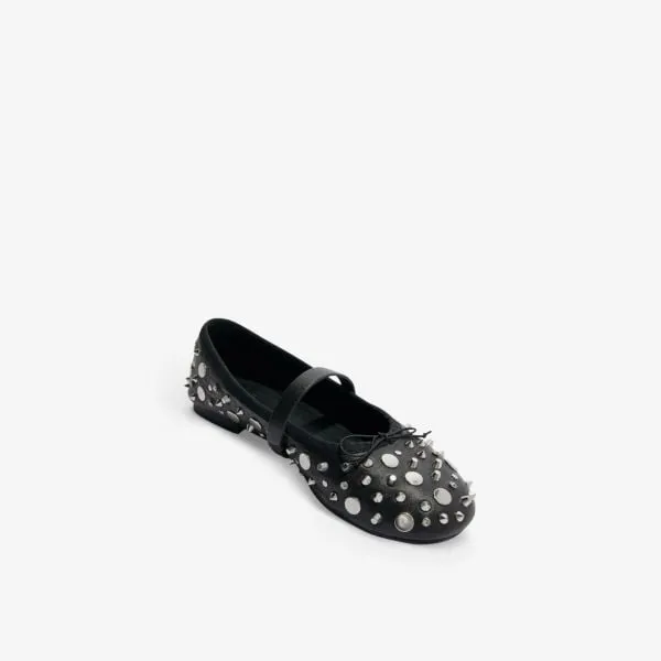 Faby leather ballerinas with Maje studs, color noir / gris