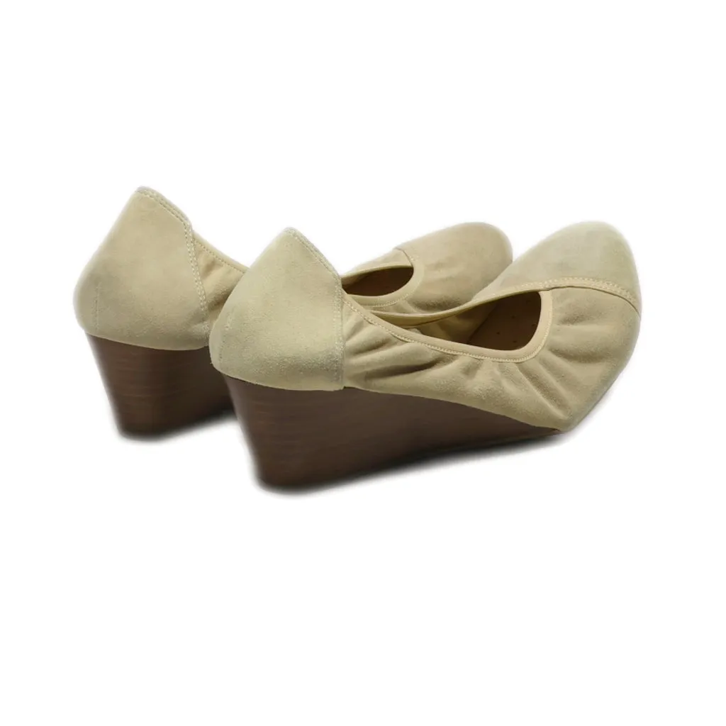 Geox Ballerinas Suede Beige Colour For Women