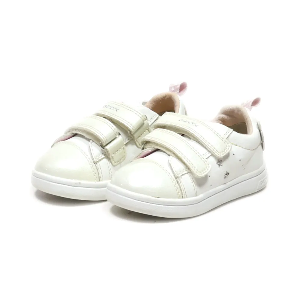 Geox Crawlers Leather White Colour For Kids